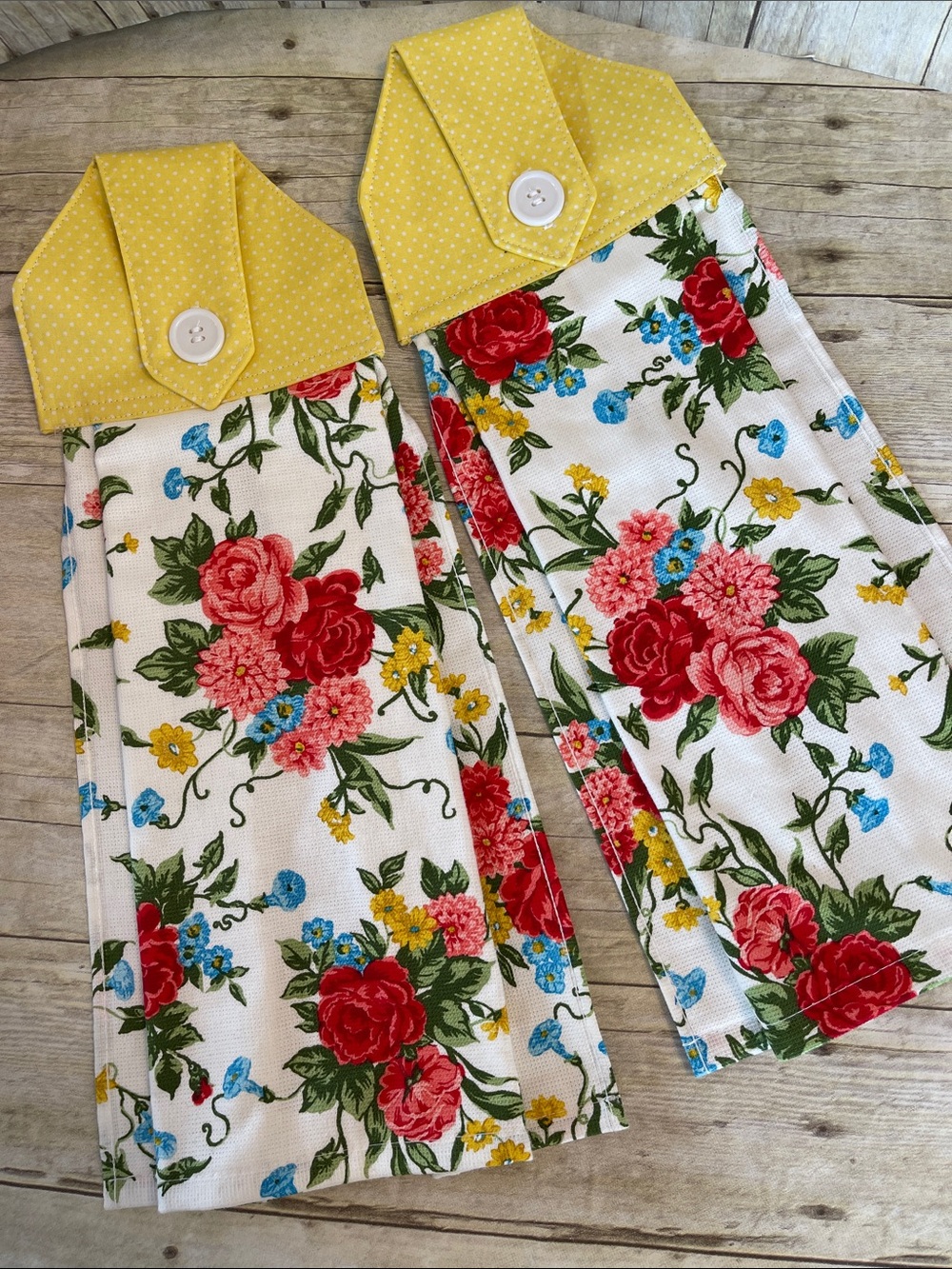 Sewn Top Towel with Yellow  Pioneer Woman Set of Two